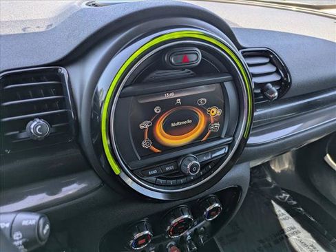Used 2017 MINI Cooper Clubman ALL4 AWD/4WD image 12