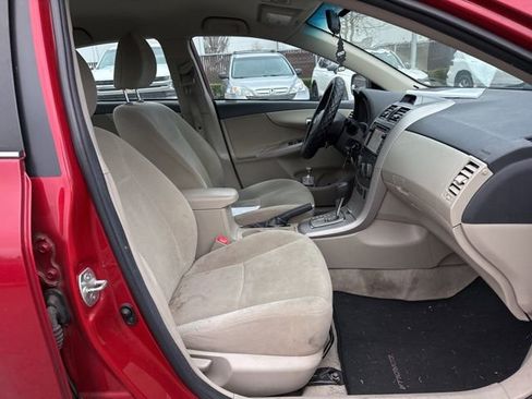 Used 2013 Toyota Corolla LE image 10