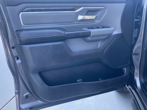 Used 2019 RAM 1500 Big Horn RWD image 15