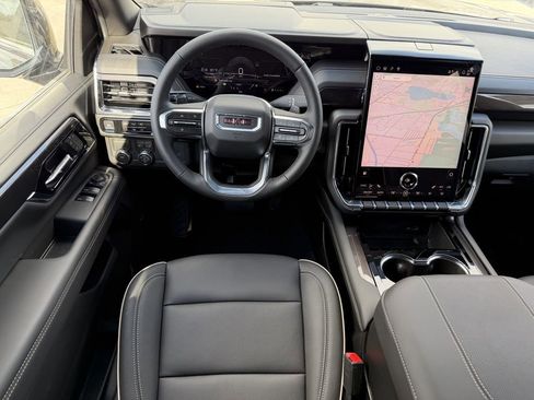 New 2026 GMC Yukon Elevation image 20