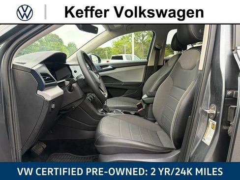 Used 2022 Volkswagen Taos SE FWD image 14