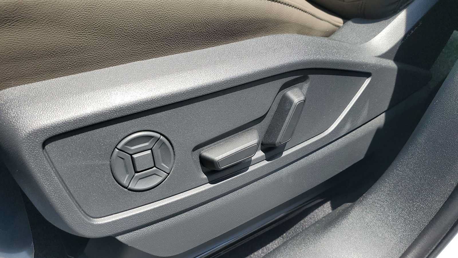 New 2026 Audi Q5 Premium Plus AWD/4WD image 17