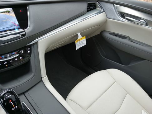 New 2026 Cadillac XT5 Premium Luxury w/ Driver Assist Package image 19