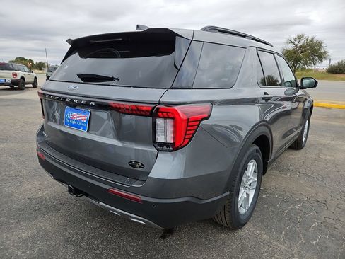 New 2026 Ford Explorer Active w/ Active Comfort Package image 11