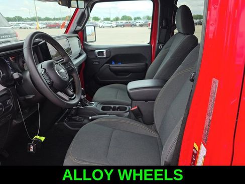 Used 2024 Jeep Wrangler Unlimited Sport AWD/4WD image 5