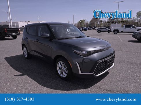 Used 2025 Kia Soul LX w/ LX Technology Package image 1