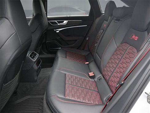 Used 2024 Audi RS 6 performance w/ Matte Carbon Package image 11