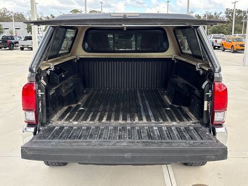 Used 2021 Toyota Tacoma SR5 image 29