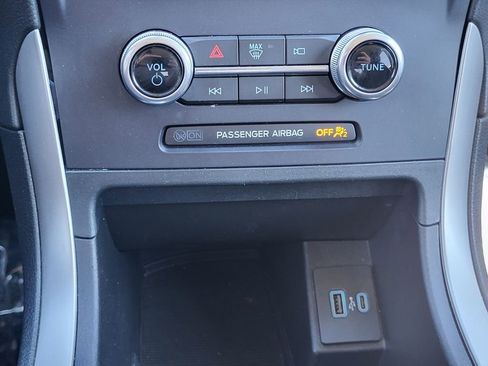 Used 2022 Ford Edge SE w/ Black Appearance Package AWD/4WD image 22