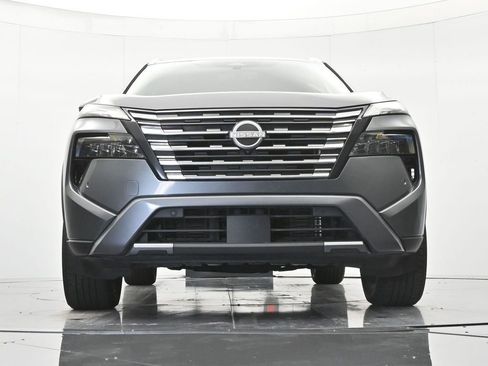 Used 2024 Nissan Rogue SL AWD/4WD image 37