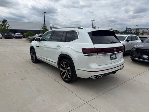 Used 2025 Volkswagen Atlas SEL Premium R-Line AWD/4WD image 6
