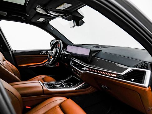 Used 2023 BMW X7 M60i w/ Executive Package image 44