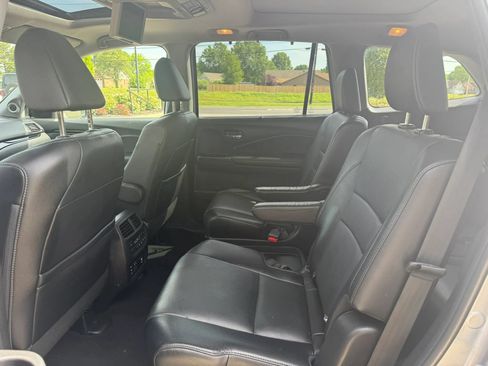 Used 2018 Honda Pilot Elite image 18