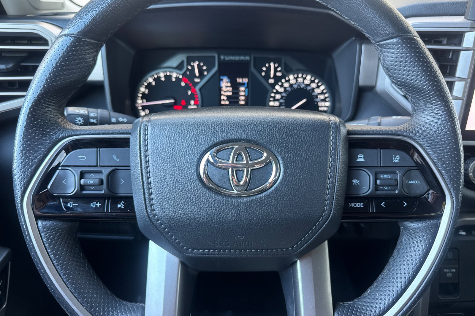 Used 2023 Toyota Tundra Limited AWD/4WD image 23