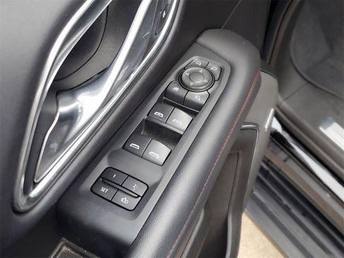 Used 2022 Chevrolet Tahoe RST w/ Luxury Package image 20