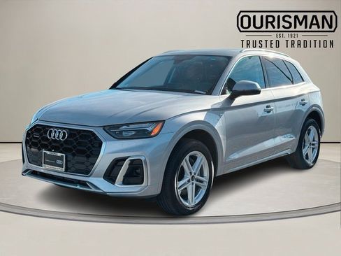 Certified 2024 Audi Q5 e Premium w/ Convenience Package image 5