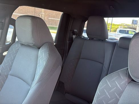 Used 2024 Toyota Tacoma SR5 AWD/4WD image 16