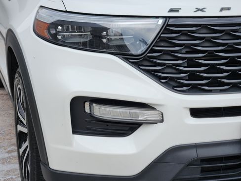 Used 2022 Ford Explorer ST-Line w/ Class IV Trailer Tow Package AWD/4WD image 10