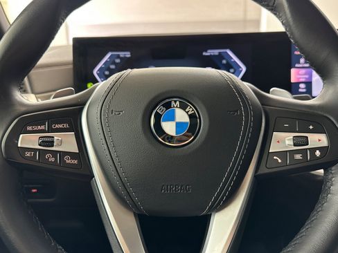 Used 2024 BMW X5 xDrive40i w/ Parking Assistance Package AWD/4WD image 10