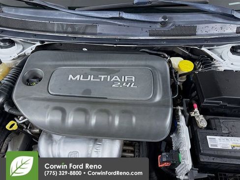 Used 2015 Chrysler 200 Limited w/ Convenience Group image 28