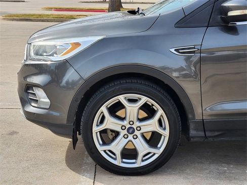 Used 2017 Ford Escape Titanium w/ Equipment Group 301A image 8