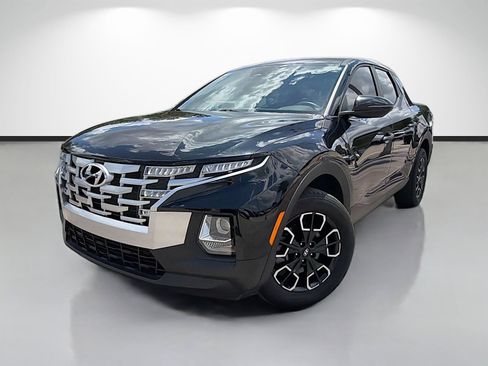 Used 2022 Hyundai Santa Cruz SEL FWD image 2