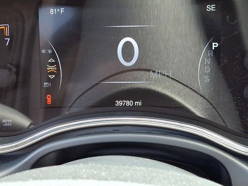 Used 2014 Jeep Grand Cherokee Limited AWD/4WD image 19