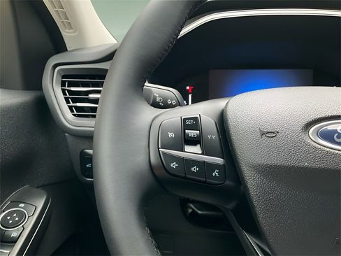 Used 2023 Ford Escape Active image 26