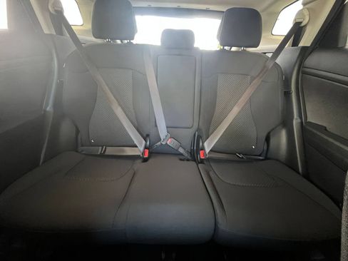 Used 2025 Kia Sportage LX AWD/4WD image 37