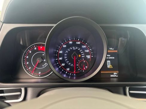 Used 2023 Hyundai Elantra SEL FWD image 4