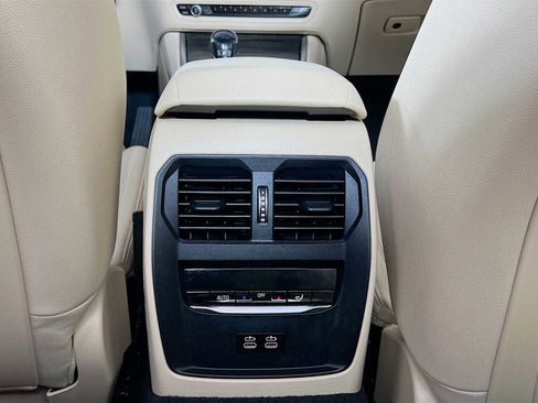 Used 2021 BMW 330i xDrive 330i xDrive w/ Convenience Package image 27