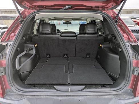 Used 2015 Jeep Cherokee Limited AWD/4WD image 12
