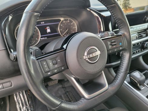 Used 2022 Nissan Pathfinder SL w/ SL Premium Package FWD image 39