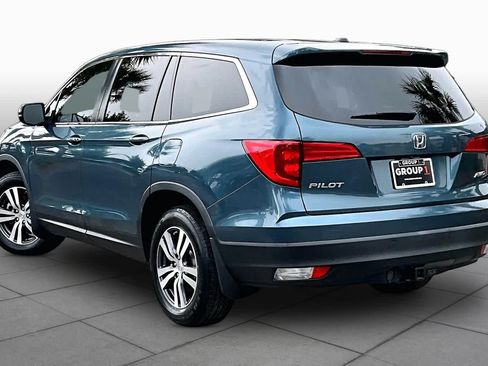 Used 2017 Honda Pilot EX image 12