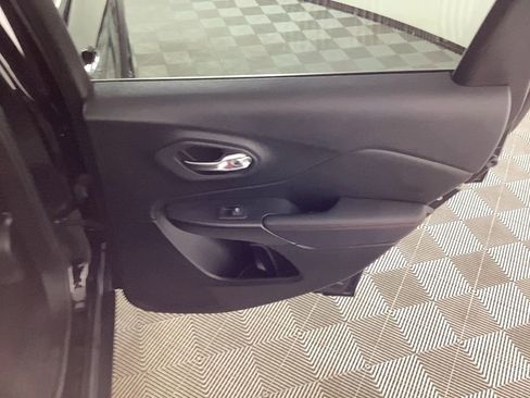 Used 2022 Jeep Cherokee Trailhawk w/ Trailer Tow Group image 11