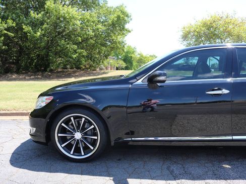 Used 2010 Lexus LS 460 image 25