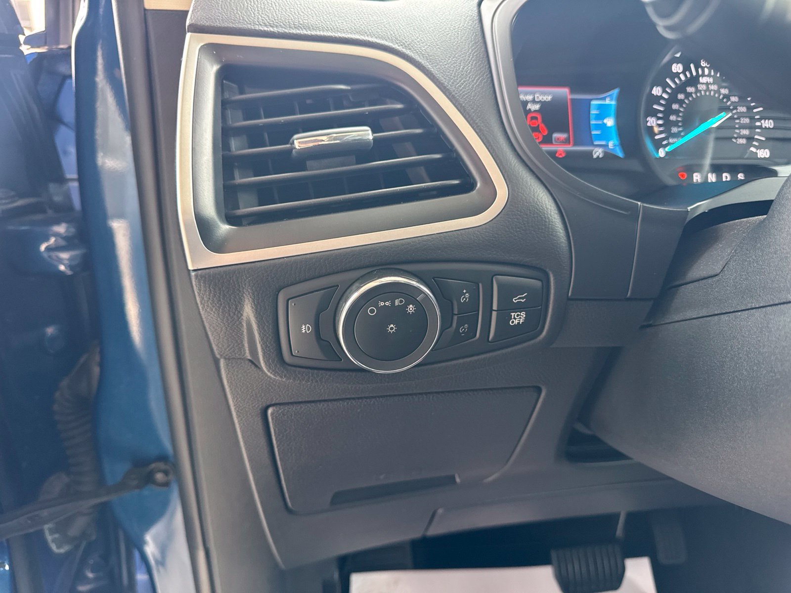 Certified 2024 Ford Edge SEL w/ Convenience Package AWD/4WD image 27