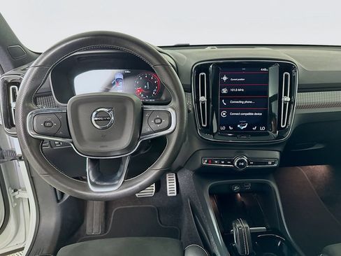 Used 2021 Volvo XC40 T5 R-Design w/ Advanced Package AWD/4WD image 19