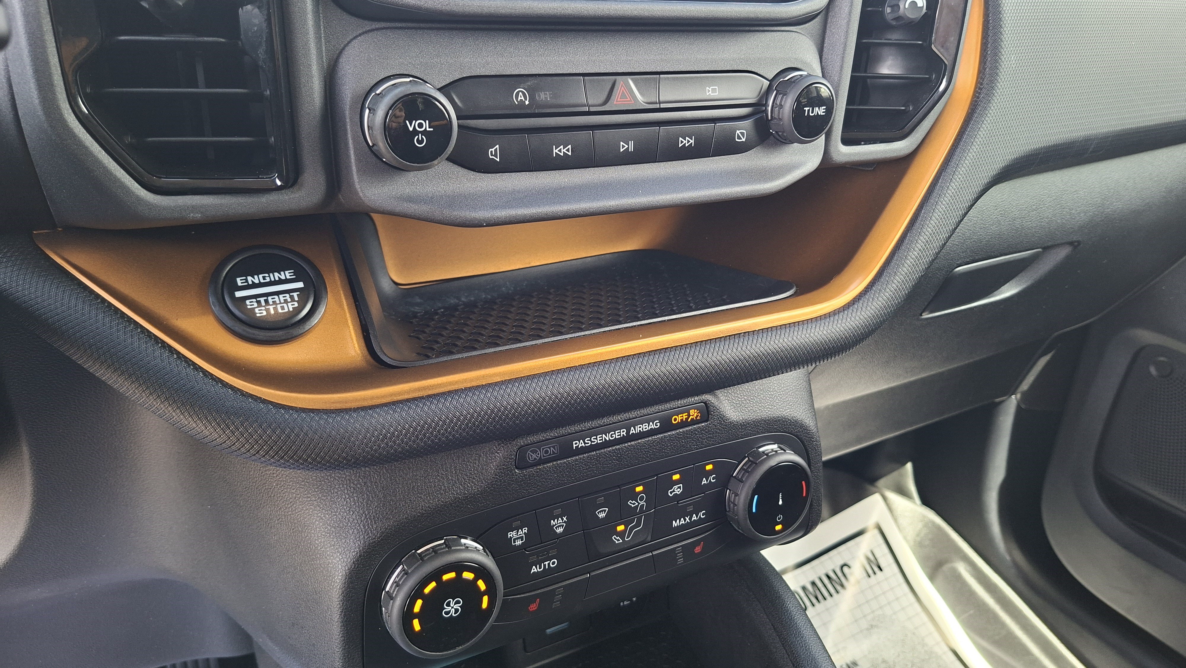 Used 2022 Ford Bronco Sport Badlands AWD/4WD image 14