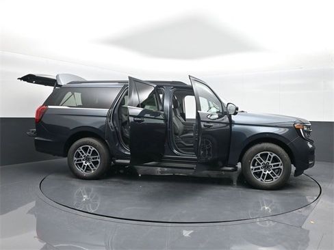 New 2025 Ford Expedition Max Active image 50