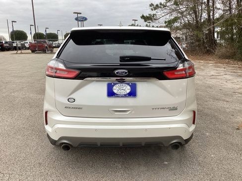 Used 2019 Ford Edge Titanium w/ Equipment Group 301A image 8