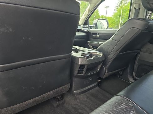 Used 2022 Toyota Tundra SR5 w/ SR5 Premium Package AWD/4WD image 17