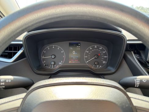 Certified 2024 Toyota Corolla LE image 12