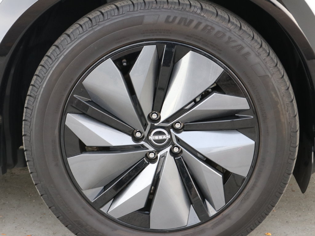 Used 2024 Nissan Ariya AWD image 52