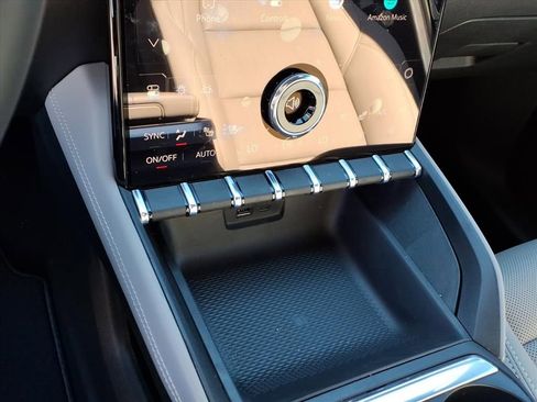 Used 2026 GMC Terrain Elevation w/ Elevation Premium Package image 25