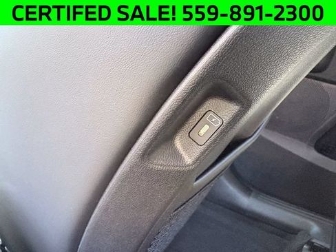Certified 2025 Kia Sorento S AWD/4WD image 9