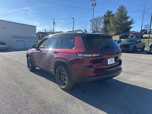 New 2025 Jeep Grand Cherokee L Limited w/ Trailer Tow Package image 5