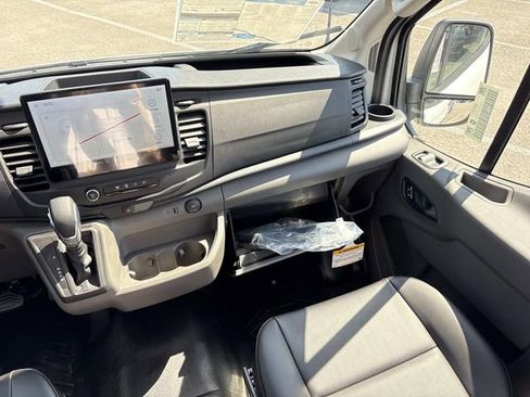 New 2026 Ford Transit 250 148 Medium Roof RWD image 16