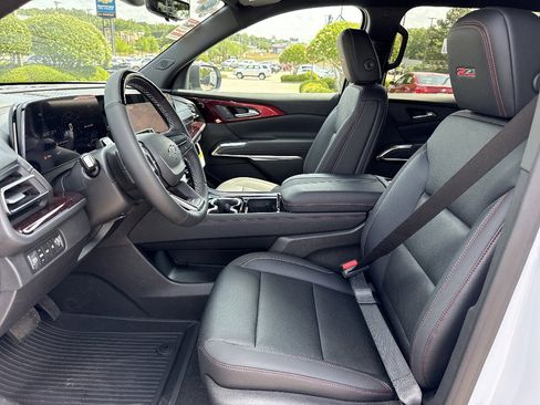 New 2026 Chevrolet Traverse Z71 w/ Enhanced Driving Package AWD/4WD image 10