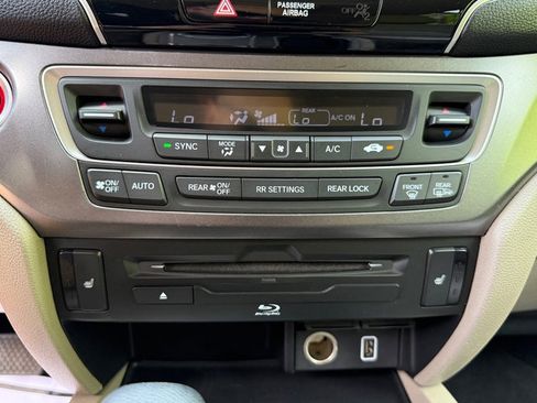 Used 2020 Honda Pilot EX-L image 31